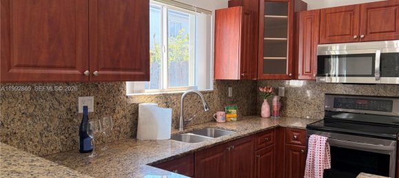 3 chambres duplex à vendre à Miami, Miami-Dade, Florida, USA № 614849 9