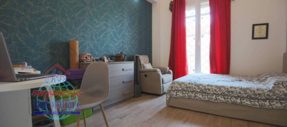 3 Schlafzimmer Villa in Castello d'Argile, Italy, Nr. 333183 12