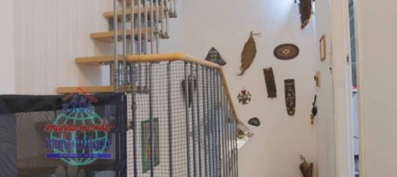 3 Schlafzimmer Villa in Castello d'Argile, Italy, Nr. 333183 21