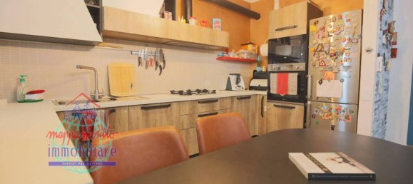 3 Schlafzimmer Villa in Castello d'Argile, Italy, Nr. 333183 5