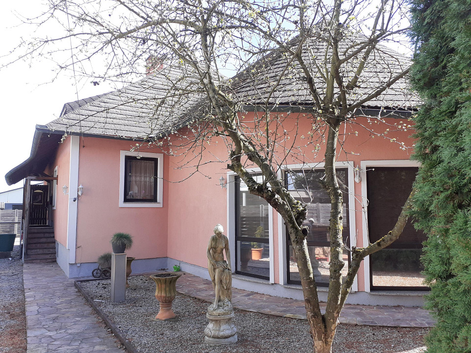 5 chambres Maison à St. Valentin, Austria No. 128876