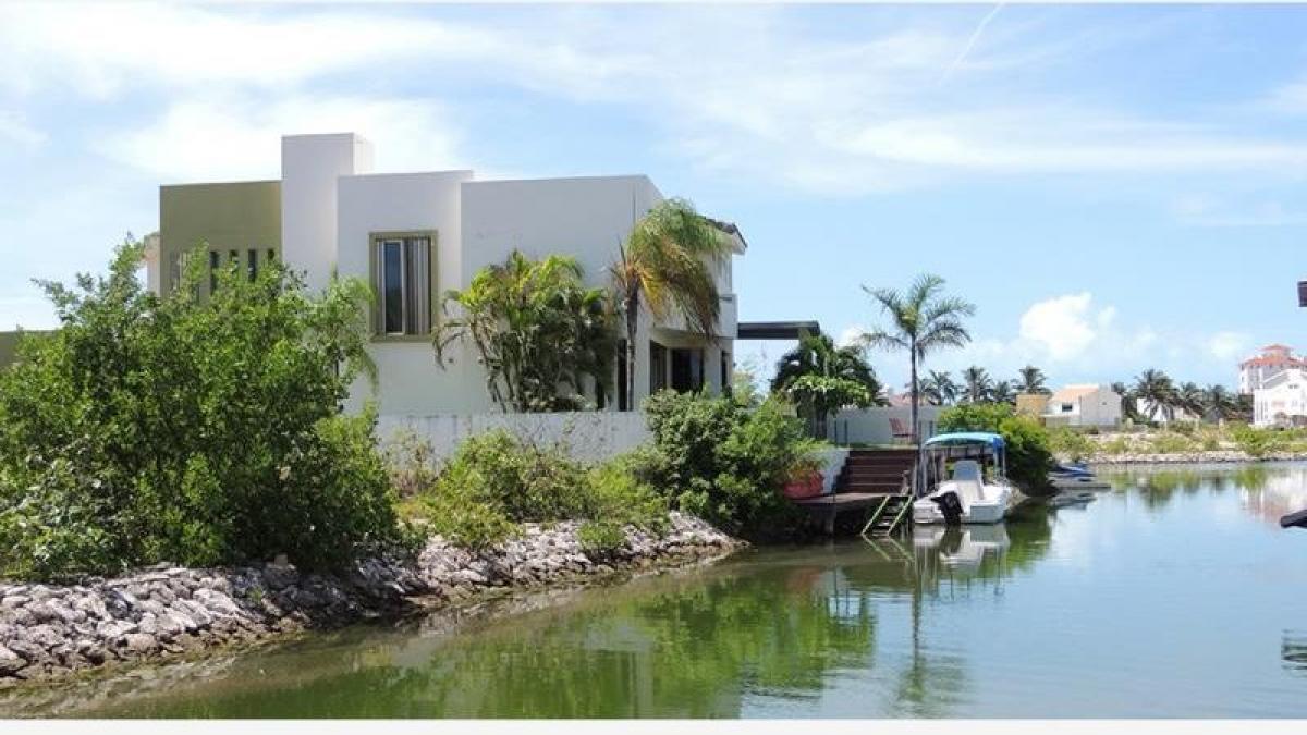 Дом с 3 спальнями в Кинтана Роо, Мексика № 152254