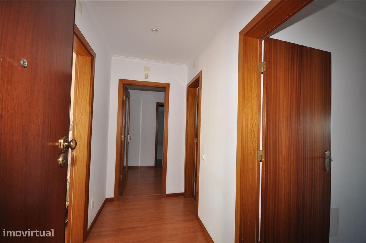 3 bedrooms Apartment in Alenquer, Portugal No. 287749