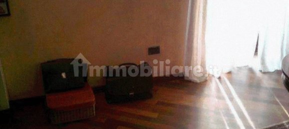 Коммерческая недвижимость с 1 комнатой в Бусто Арсицио, Италия № 346657 3