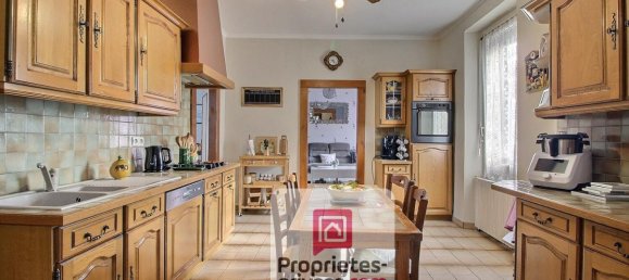 4 bedrooms House in Chalette-sur-Loing, France No. 215940 5