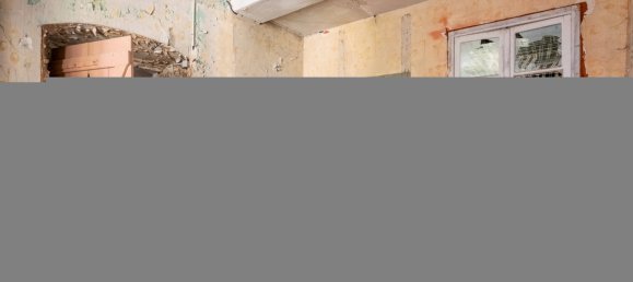 Bâtiment à Langres, France 210m² No. 73535 11