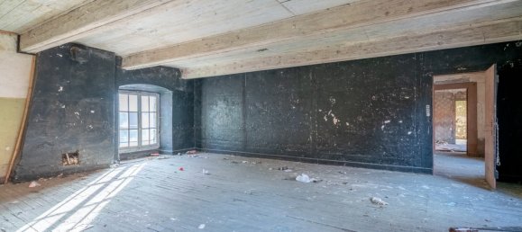 Bâtiment à Langres, France 210m² No. 73535 29