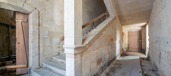 Bâtiment à Langres, France 210m² No. 73535 7