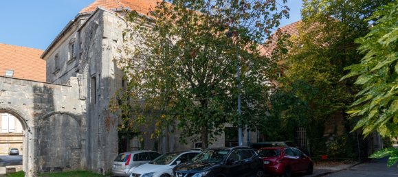 Bâtiment à Langres, France 210m² No. 73535 27