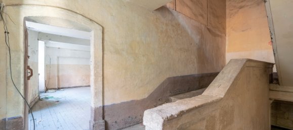 Bâtiment à Langres, France 210m² No. 73535 14