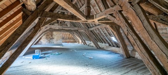 Bâtiment à Langres, France 210m² No. 73535 23