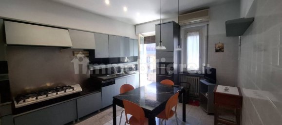 2 bedrooms Apartment in Pescara, Italy No. 33773 7
