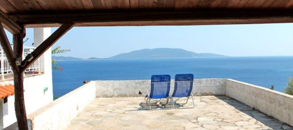 4 bedrooms Villa in Central Greece, Greece No. 1230 13