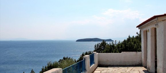 4 bedrooms Villa in Central Greece, Greece No. 1230 3