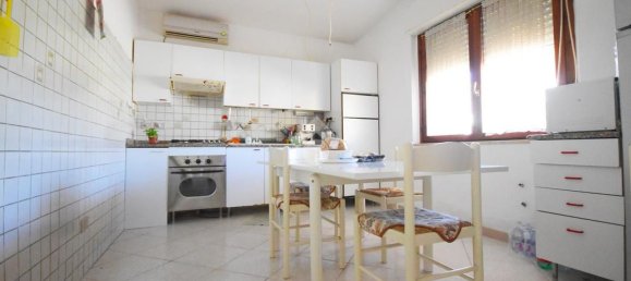 6 rooms Apartment in Sardinia, Italy No. 291044 7