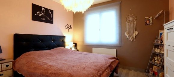 Casa de 4 dormitorios en Morangis, France No. 53527 10