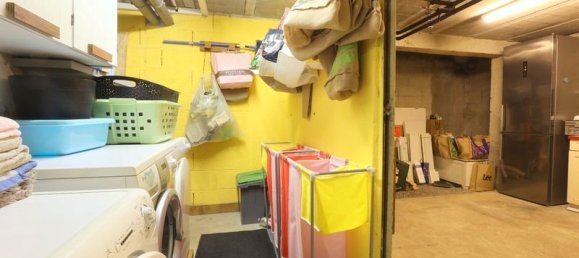 Casa de 4 dormitorios en Morangis, France No. 53527 2