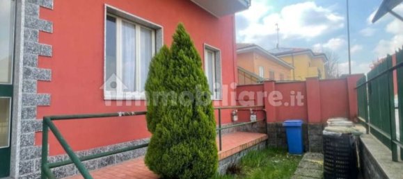 1 bedroom Apartment in Cormano, Italy No. 11945 4