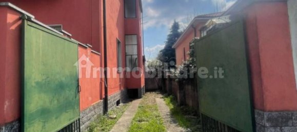 1 bedroom Apartment in Cormano, Italy No. 11945 6