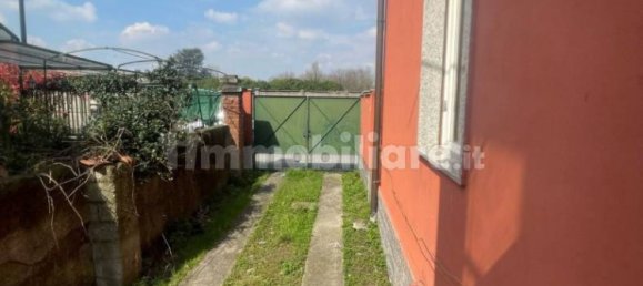 1 bedroom Apartment in Cormano, Italy No. 11945 8