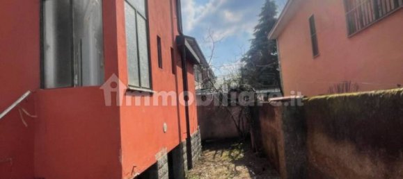 1 bedroom Apartment in Cormano, Italy No. 11945 9