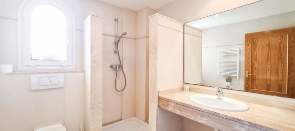 Apartamento T3 em Nova Santa Ponsa, Spain N.º 189795 10