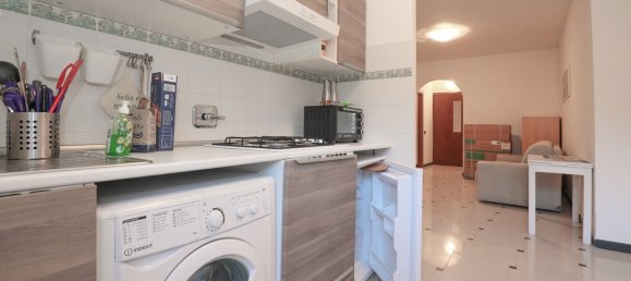 3-salle Appartement à Arenzano, Italy No. 157650 8