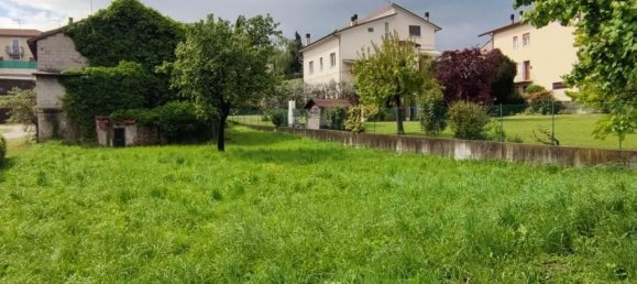 4 rooms House in Zugliano, Italy No. 33695 17