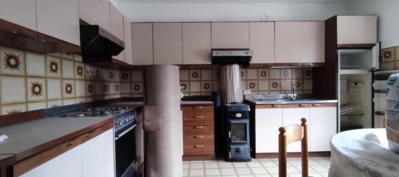 4 rooms House in Zugliano, Italy No. 33695 4