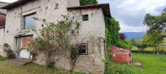 4 rooms House in Zugliano, Italy No. 33695 2