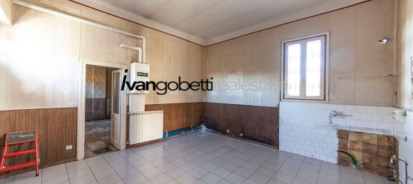 12-Zimmer Haus in Busto Arsizio, Italy, Nr. 312019 16
