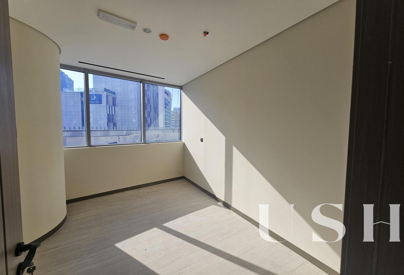 Офис 215м² в Barsha Heights (Tecom), ОАЭ № 97798