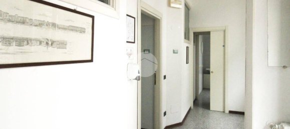 5-salle Bureau à Codogno, Italy No. 323283 3