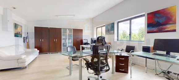 Escritório em Bois-d'Arcy, France 42 m² N.º 177203 4