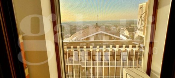 3 rooms Apartment in Castel Gandolfo, Italy No. 303398 7