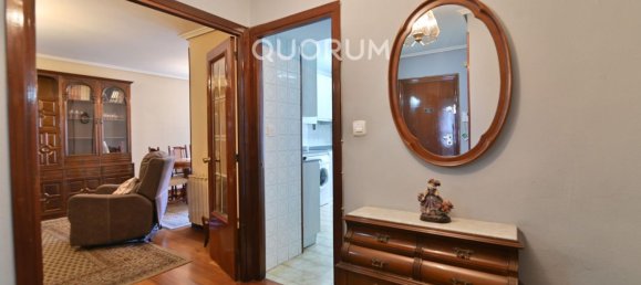 Apartamento de 4 dormitorios en Comunidad Autónoma Vasca, Spain No. 149123 3