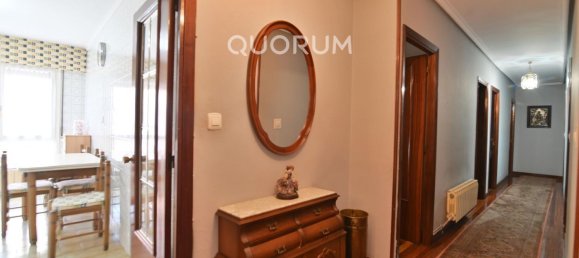 Apartamento de 4 dormitorios en Comunidad Autónoma Vasca, Spain No. 149123 2