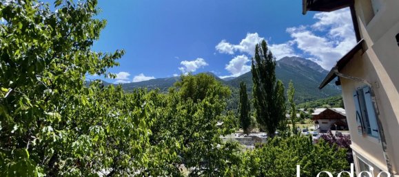 Дом с 18 спальнями в Верхние Альпы, Франция № 277601 4