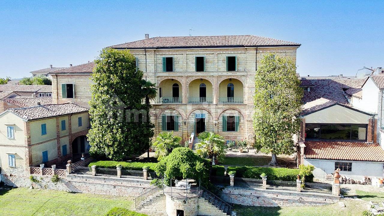 7 bedrooms House in Asti, Italy No. 216776