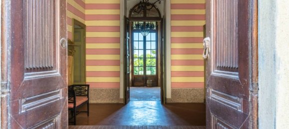 7 bedrooms House in Asti, Italy No. 216776 12