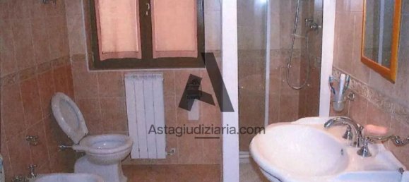 Apartamento de 7 divisões em Foligno, Italy N.º 192718 14