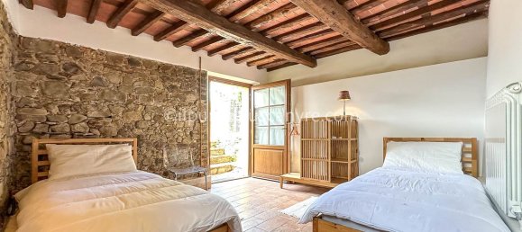 10 rooms House in Barga, Italy No. 309766 46