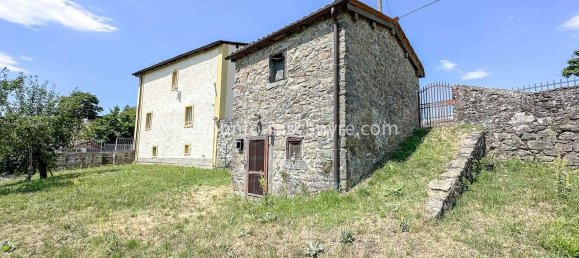 10 rooms House in Barga, Italy No. 309766 7