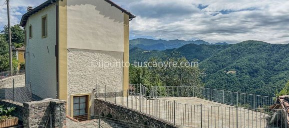 10 rooms House in Barga, Italy No. 309766 11