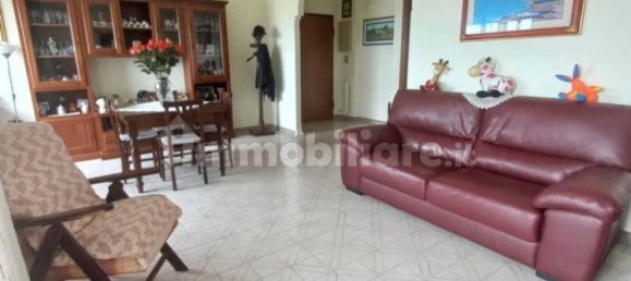 3 Schlafzimmer Wohnung in Taranto, Italy, Nr. 189541 4