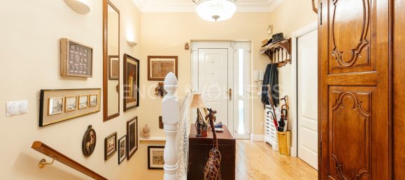 3 bedrooms House in Madrid, Spain No. 137381 7