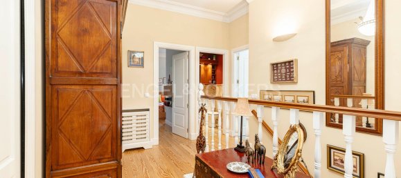 3 bedrooms House in Madrid, Spain No. 137381 8