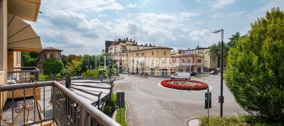 3 bedrooms Apartment in Vignola, Italy No. 328682 14