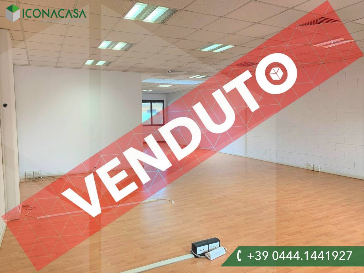 5-salle Bureau à Vicenza, Italy No. 18584
