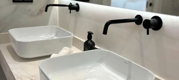 Apartamento de 3 dormitorios en Marbella, Spain No. 181022 24